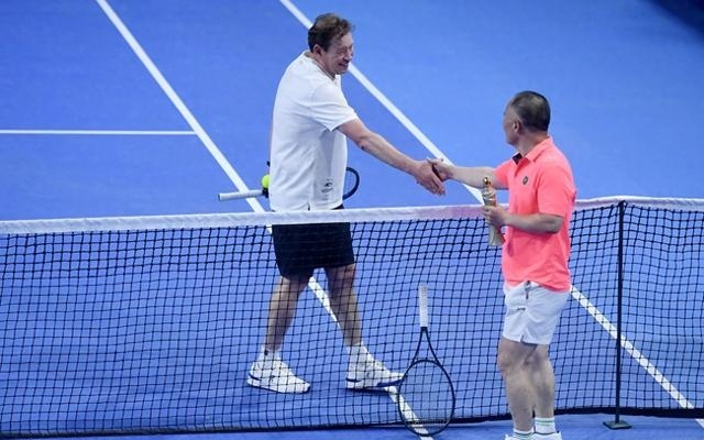 抢补充了球 抢补充了球