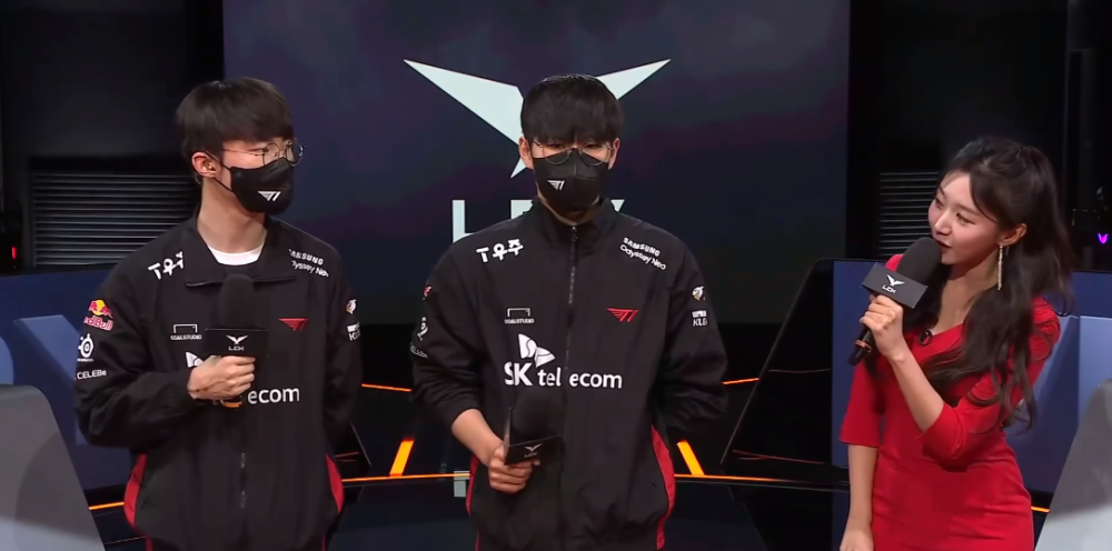 对阵容进行 对阵容进行