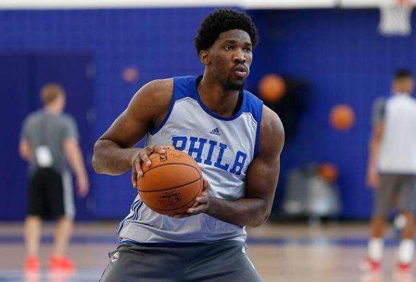 现代足球中 现代足球中