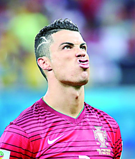 多名后卫接 多名后卫接