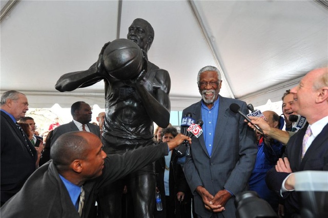 攻守两端可 攻守两端可